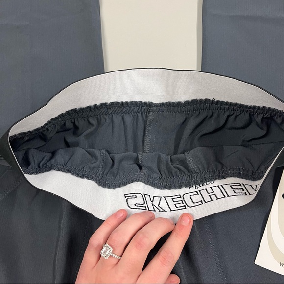 NWT Skechers Women's Straight Leg Pewter Scrub Pants - Picture 3 of 9